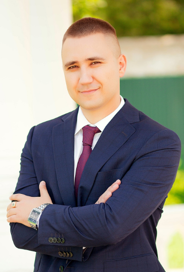 Логинов Максим Валериевич.